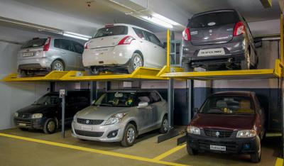 China Elevador hidráulico do veículo do cargo dos níveis 2 do sistema dois do estacionamento do carro da garagem à venda