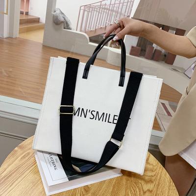 China Fashion \ Handbags Comfortable Tote Bags \ Goods 2022 Lady Bags Women Canvas Casual Style Fashion With Dropshipping Service for sale