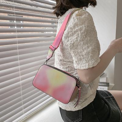 China High Quality Dropshipping 2021 New Arrivals Trending Link Dye Fashion Women's Handbags And Purses for sale