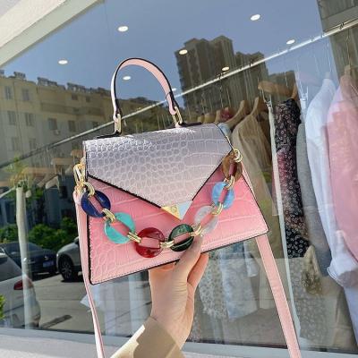 China 2021 Stainless Steel Chain High Quality Leather Snake Pattern Handbag Women Shoulder Cross Small - Body Purse Handbags for sale