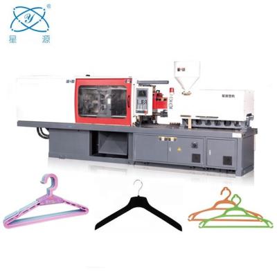 China Horizontal Plastic Injection Molding Machine For Hangers Making XY1500 for sale