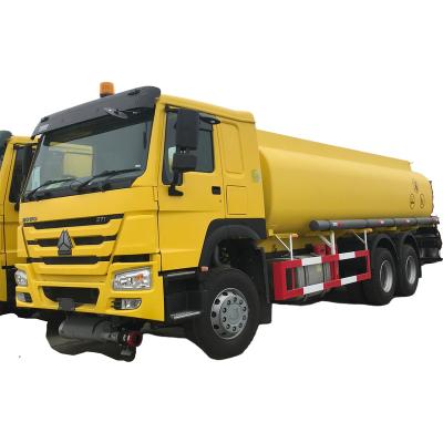 China 2021 carbon steel china sinotruk howo 6x4 fuel and oil tank truck for loading oil for sale