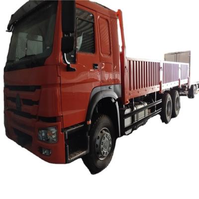 China NEW SINOTRUK HOWO 6X4 VAN CARGO TRUCK USE 2021 from CHINA to AFRICA 10350*2500*3200 for sale