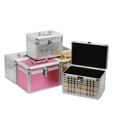 China Wholesale Fashion Small Aluminum Sturdy Makeup Bag Portable Cosmetic Case Beauty Case Makeup Suitcase for sale