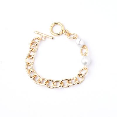 China FASHIONABLE Hot Selling Trendy Gold Plated Bracelet With Pearl Gold OT Link Chain Buckle Romantic Korean Bracelet Baroque Jewelry for sale