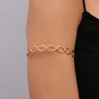 China Factory Hot Selling Arm Chain Bracelet Bangle Hand and Stock Custom Wave Shape Gold Plated Simple Arm Jewelry TRENDY for sale