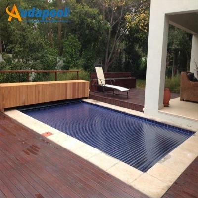 China Safety Polycarbonate Swimming Pool Cover Retractable Swimming Pool Cover For In Ground Swimming Pool for sale