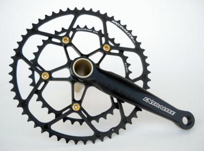 中国 7075アルミ合金のプロフィールのハイウェーの圧縮Crankset/大皿53/39Tのバイク ギヤ 販売のため