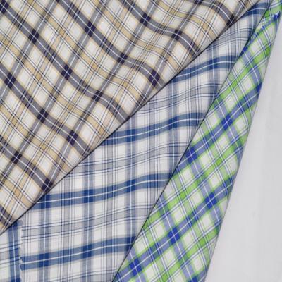 China Stain Resistant Polyester Cotton Yarn Dyed Checkered Fabric 40*40 Yarn Count for sale