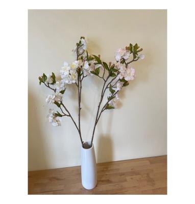 China Wedding Affordable Price Cherry Blossoms Artificial Silk Flower Home Factory Decoration Wholesale Home Artificial Flowers for sale