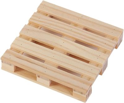 China Europe 6-Pack Mini Wooden Pallet Beverage Coasters for Hot and Cold Drinks for sale