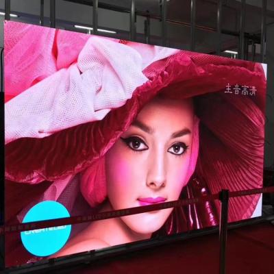 China Small MONITOR Pixel Pitch P1.875 HD Led Indoor 4K TV Meeting Room Led Display for sale