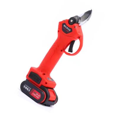 China Long Length Electric Tree Pruners Rechargeable Cordless Cutting Shears Electric Pruners For Gardening for sale