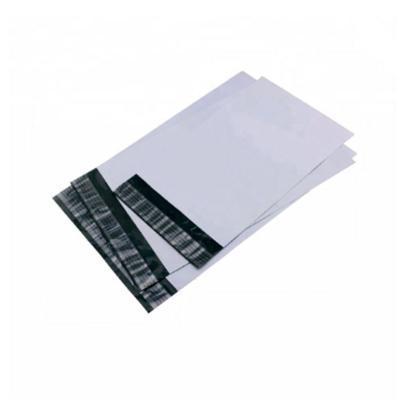 China Delivery Package Black Boutique Shipping Bags Sewing Envelopes for sale