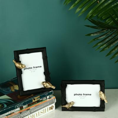 China Creative Handmade Photo Frame Bird Resin Decoration Picture Frame for sale