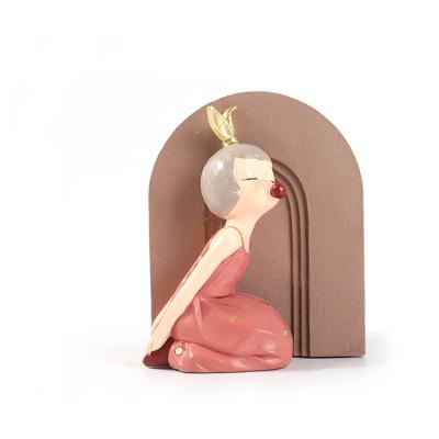 China Fancy Handmade Pen Holder Cute Girl Pink from Custom Pencil Resin Desktop Organizer for sale