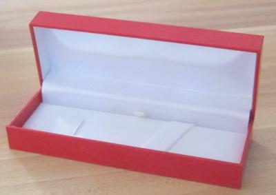 China Rectangular Red plastic pen Boxes packed in Leatherette paper for sale