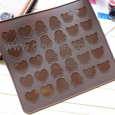 China Hot Selling Food Grade Cute Pattern 30-Capacity Cartoon Silicone Macarons Baking Mat for sale