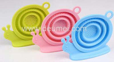 China New Promotional Silicone Tea Infuser/Snail Shape Silicone Tea Strainer Tea Bag Holder for sale