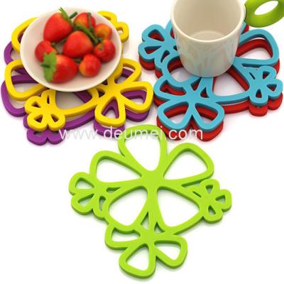 China High Quality New Design Beautiful Flower Hot Pod Mat Multifunctional Coaster for sale