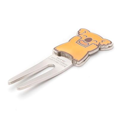 China High Quality Custom Cute Bear Logo Zinc Alloy Golf Fork for sale