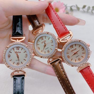 China Luxury Wrist Watch Quartz Sports Watches Factory Cheap Sample Mix Design Random Delivery PU Leather Wrist Watches For Women Quartz Watches for sale