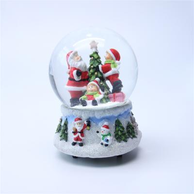 China Eco - Friendly Europe Glass Water Ball , Custom Resin Christmas Water Snow Globe For Souvenir for sale