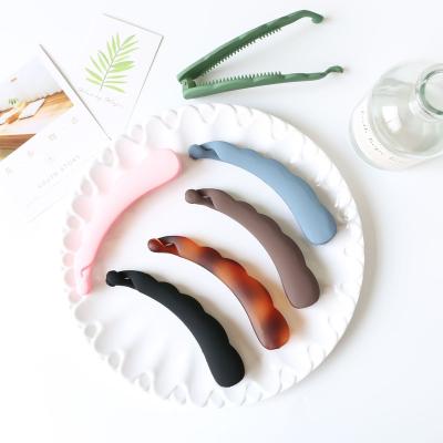 China Hair Decoration Wash hair  Twist Fashion Women Accessory High Ponytail Banana Hair Clips For Thin Hair for sale