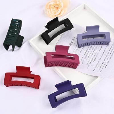 China Hair Decoration Dropshipping Fashion Large Shower Hair Catch Clip Hairpin Makeup Clip Headdress Geometric Hairpins for sale