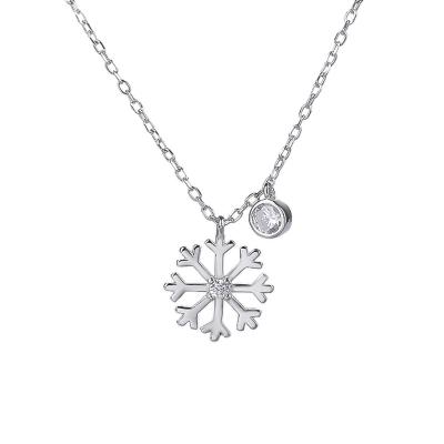 China Winter TRENDY Snowflake Necklace 925 Sterling Silver Cubic Zirconia Romantic Pendant Jewelry Christmas Gifts for sale