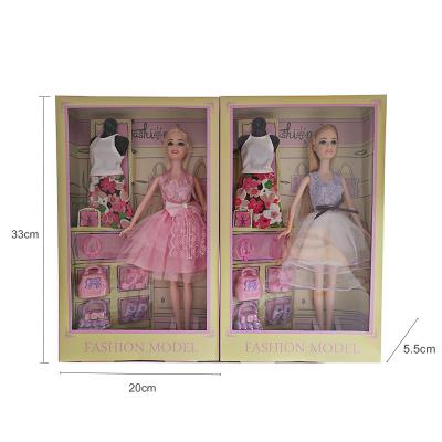 China QTOYS 11.5 Inch Beautiful Simple Fashion Princess Kids Soft Dress Up Dolls With Accessories In Box For Girl Doll for sale