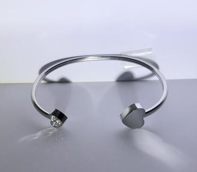 China stainless steel adjustable twist bangle double heart can make personalized logo for sale