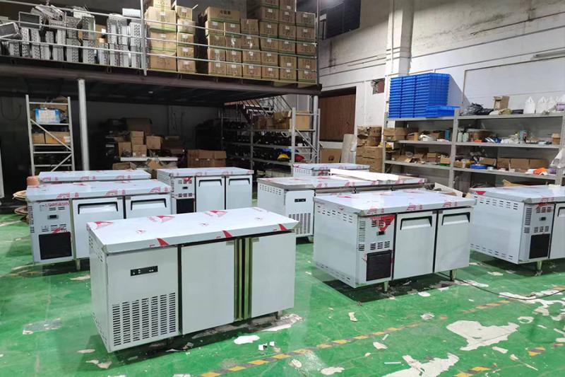 Verified China supplier - Guangzhou Yixue Commercial Refrigeration Equipment Co., Ltd.