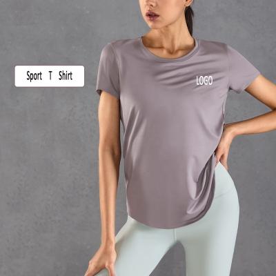 China Women's QUICK DRY Design Your Logo Run Tee Essentials Crewneck Tee Sports Yoga Top Moisture Wicking Performance T-Shirt for sale