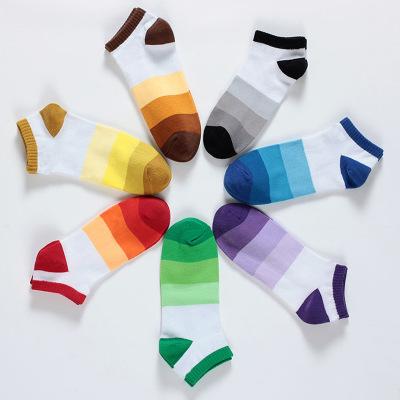 China 2021 New Contrast Stripe Rainbow Color Sports Unisex Crew Socks for sale