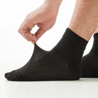 China Summer Sporty Man Short Socks Men Mesh Socks Casual Breathable Socks for sale