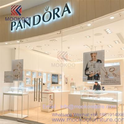 China Customized Portable Glass Jewelry Display Cabinet Display Showcase Pandora Jewelry Store Furniture for sale