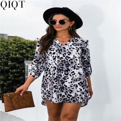 China Anti-static Chiffon Fashionable Summer Dress Shirt Dress Leopard Snake Print V-Neck Long Sheath Dress for sale