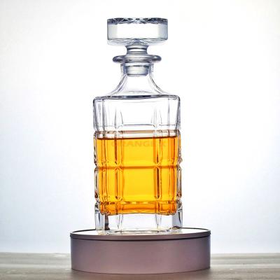 China Hot Selling Na Amazon Whiskey Glass Decanter Set Crystal Decanter Set Bulk Glass Decanter Wholesale for sale