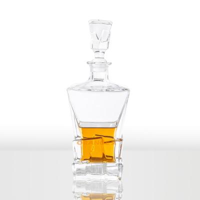 China Customized glasses clear unleaded old fashioned Na 2021 hot sale whiskey decanter set and whiskey decanter for sale