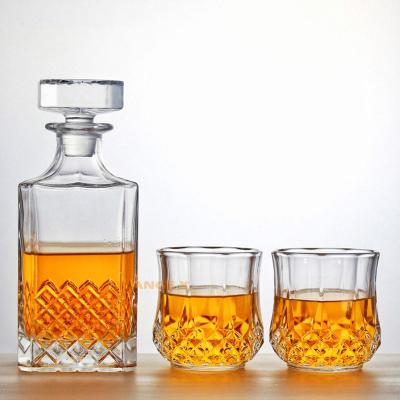 China Na Amazone Crystal Whiskey Glasses Set Decanter Hot Selling Whiskey for sale