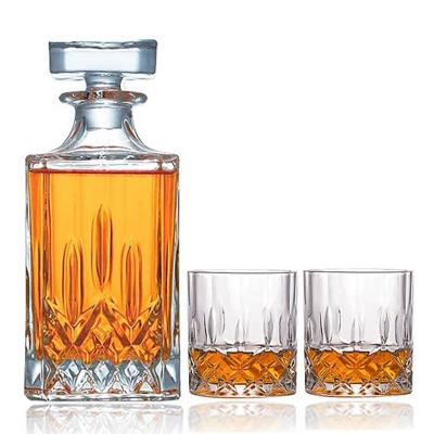 China Le Na Wholesale Shaped High Quality Crystal Glass Whiskey Decanter And Whiskey Glass 4 Set for sale