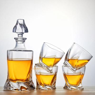 China Wholesale Classic High Quality Luxury Glass Whiskey Whiskey Decanter Packaging Set of 4 Whiskeys for sale