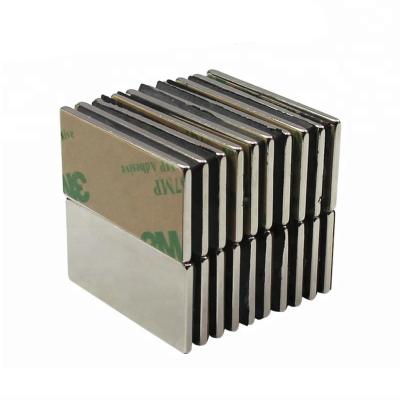 China Industrial Magnet 40X20X2mm Block Neodymium Magnet With Self Adhesive for sale