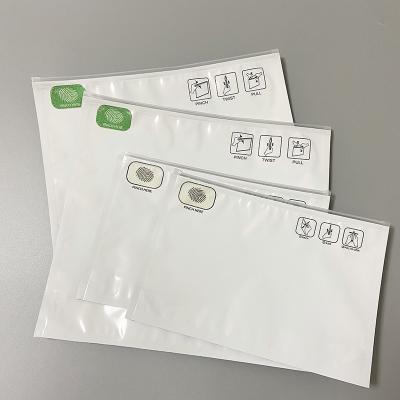 China Recyclable Mylar Ziplock Custom Printing Resealable Holder Up Astm White Child Resistant Zipper Pinch N Outlet Bags for sale