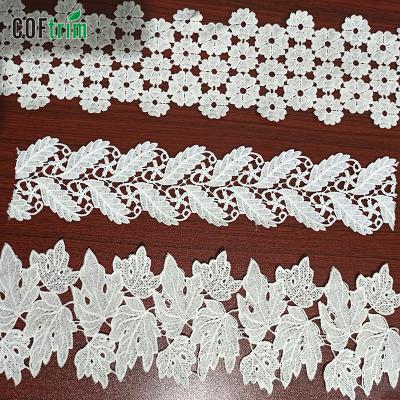 China Charming Sustainable Design Lace Trim Appliques Ivory Custom Lace Trim For Garment for sale