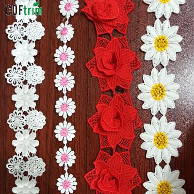 China Sustainable Garment Use Yarn Dyed Flower Lace Trim Embroidery Lace Trim Cotton Crochet Chantilly Lace Trim for sale