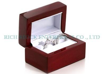 China wooden jewelry boxes,wooden ring boxes for sale