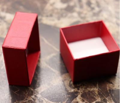 China Red paper ring boxes for sale