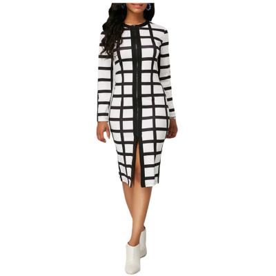 China Anti-Static Spring Max White Black 5xl Plaid Printed O Neck Loose Casual Women's Plus Size Dresses for sale